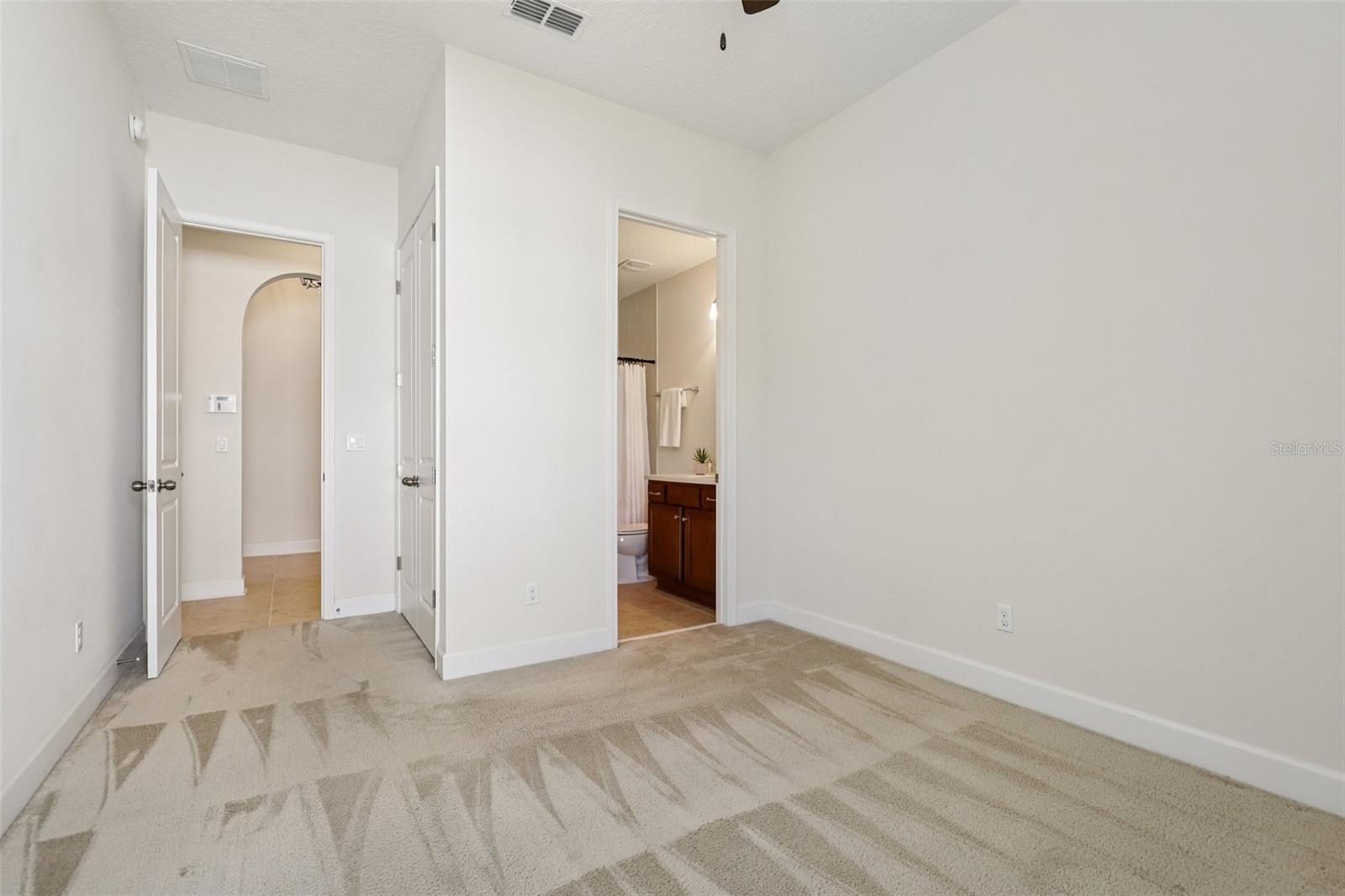 Image 23 of 64 For 510 Eagle Rock Drive