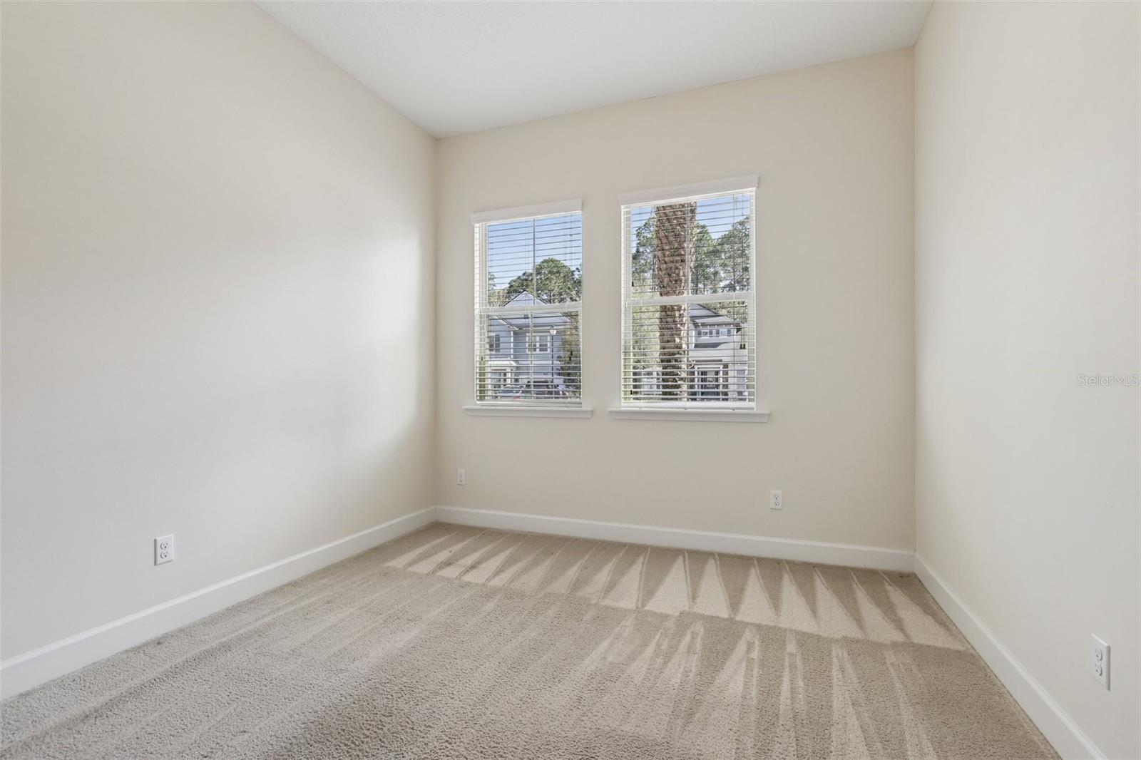 Image 29 of 64 For 510 Eagle Rock Drive