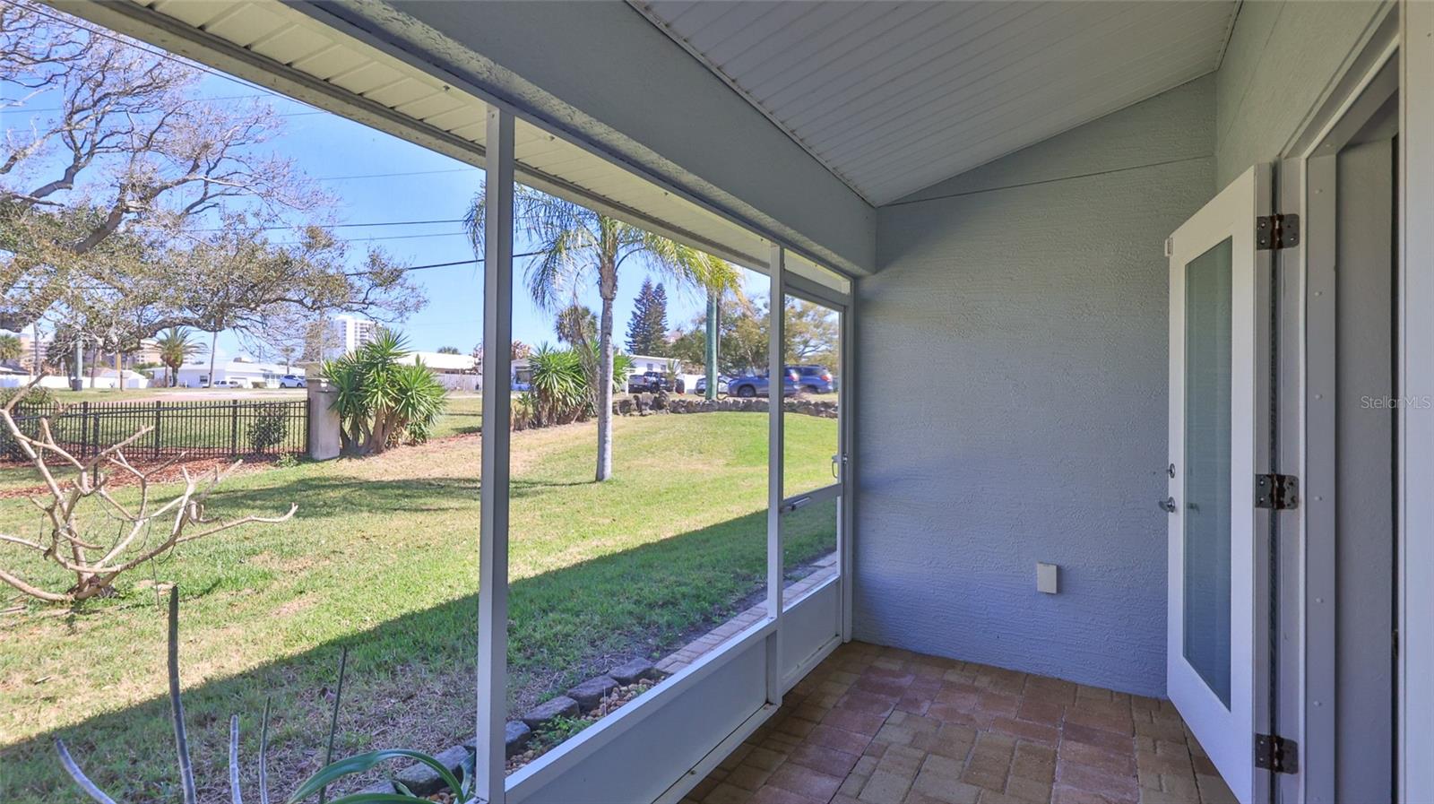 Image 10 of 12 For 28 Ames Lane