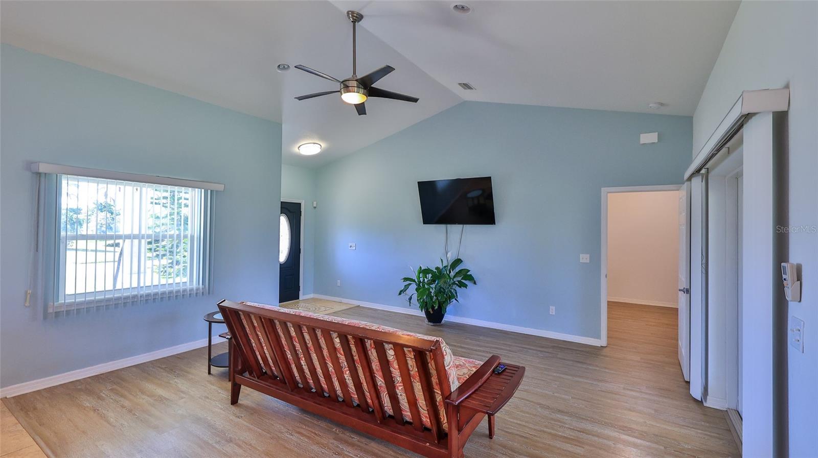 Image 3 of 12 For 28 Ames Lane