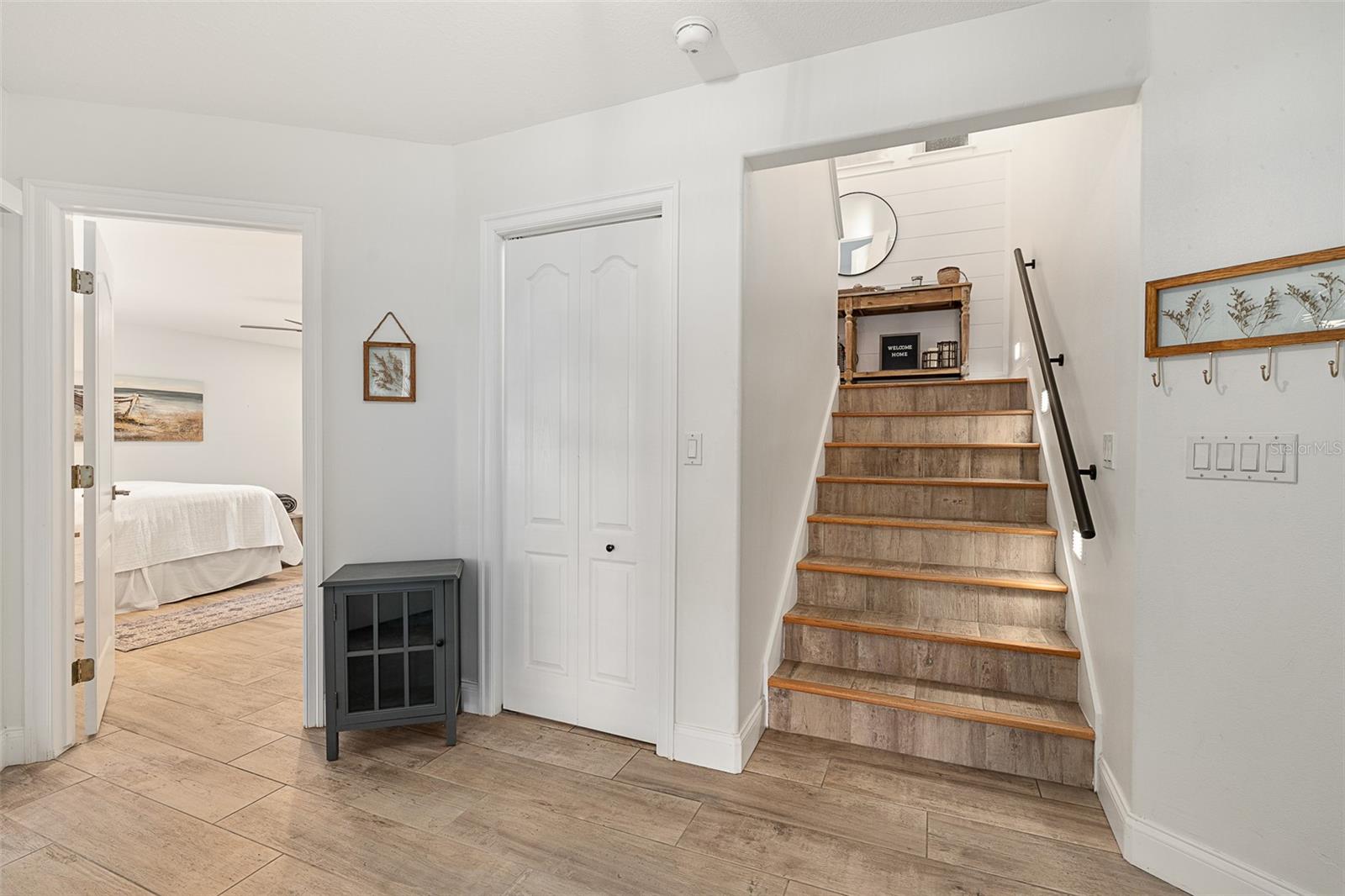 Image 16 of 57 For 5584 Ocean Shore Boulevard