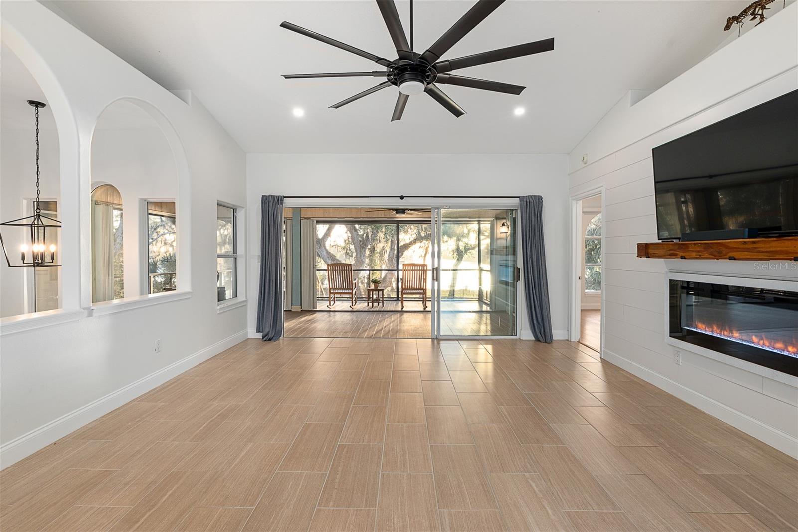 Image 29 of 57 For 5584 Ocean Shore Boulevard