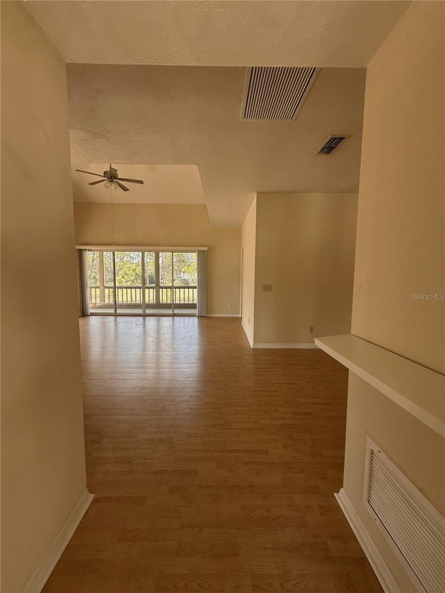 Image 3 of 31 For 35 Magnolia Avenue 35