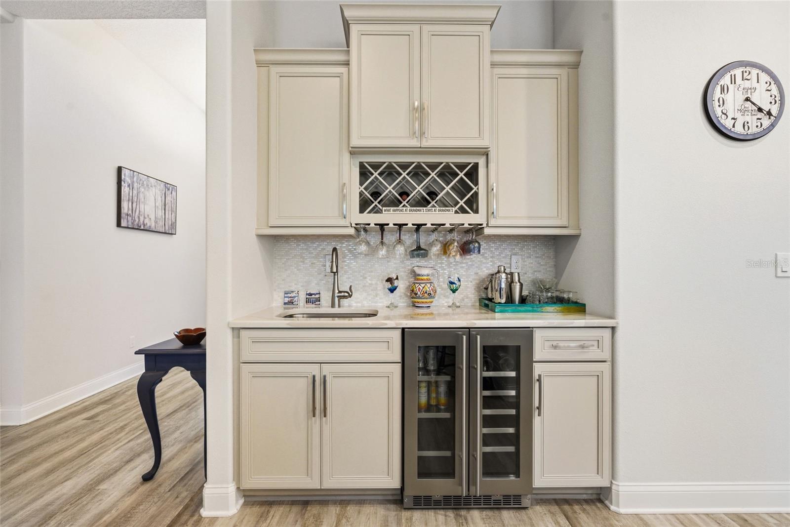 Image 16 of 50 For 8 Lakewalk Drive