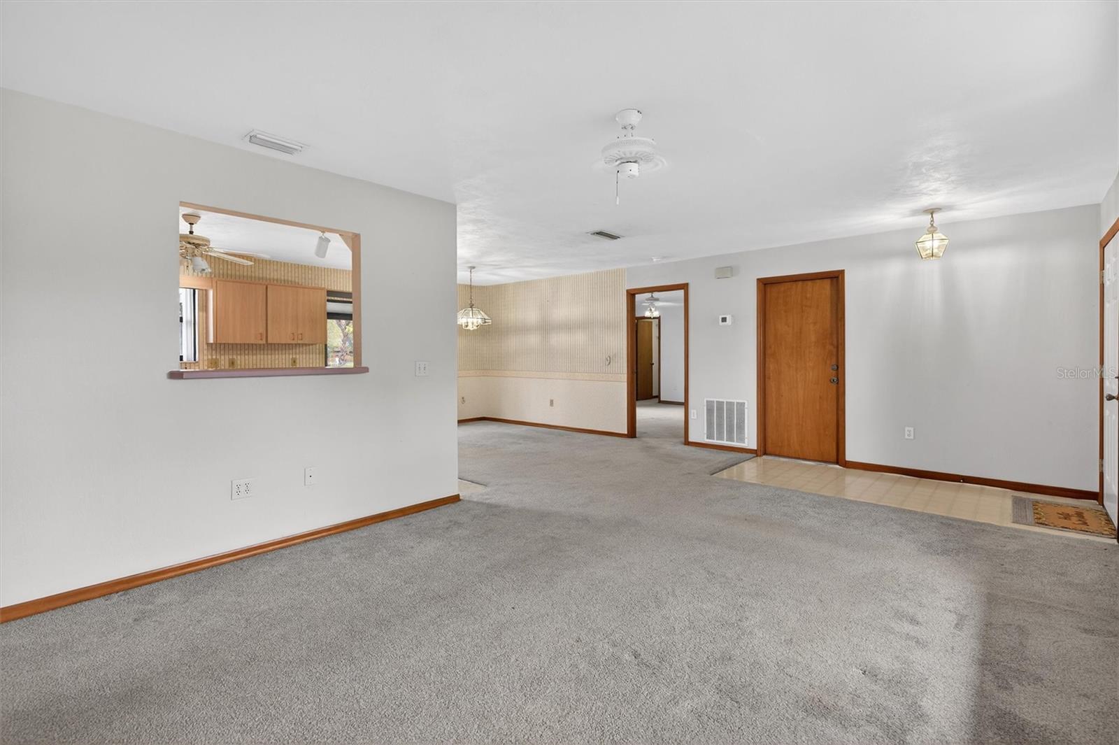 Image 72 of 93 For 239 Wilmette Avenue