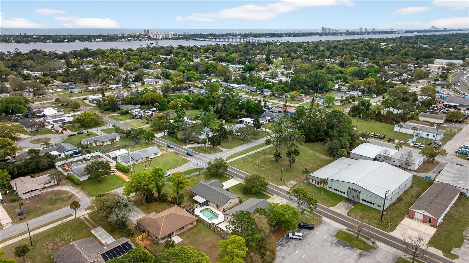 Image 76 of 93 For 239 Wilmette Avenue