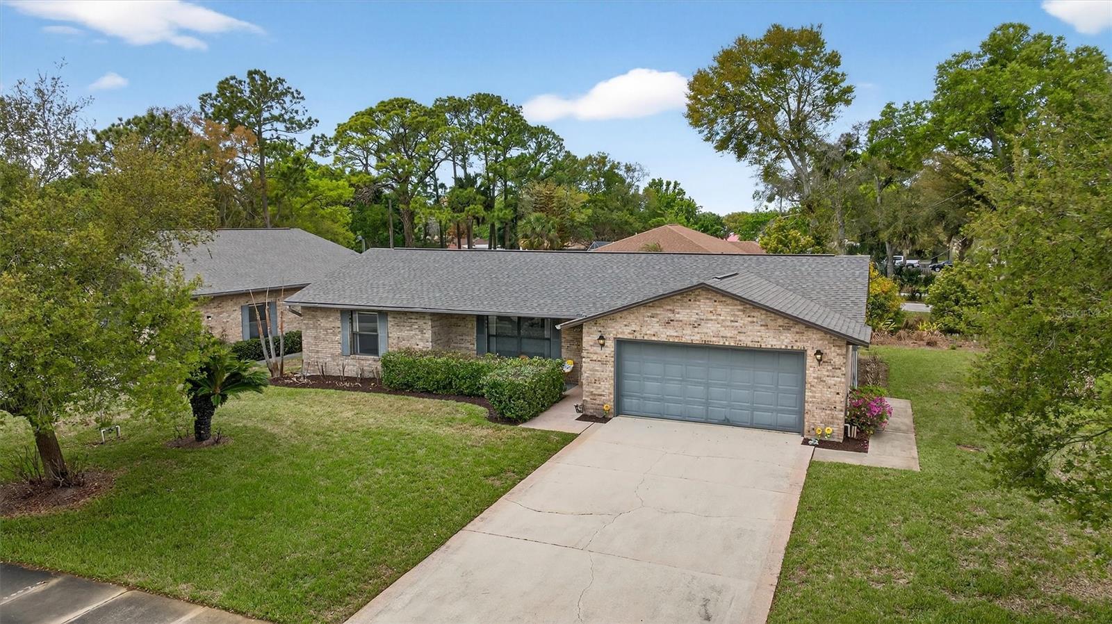 Image 77 of 93 For 239 Wilmette Avenue