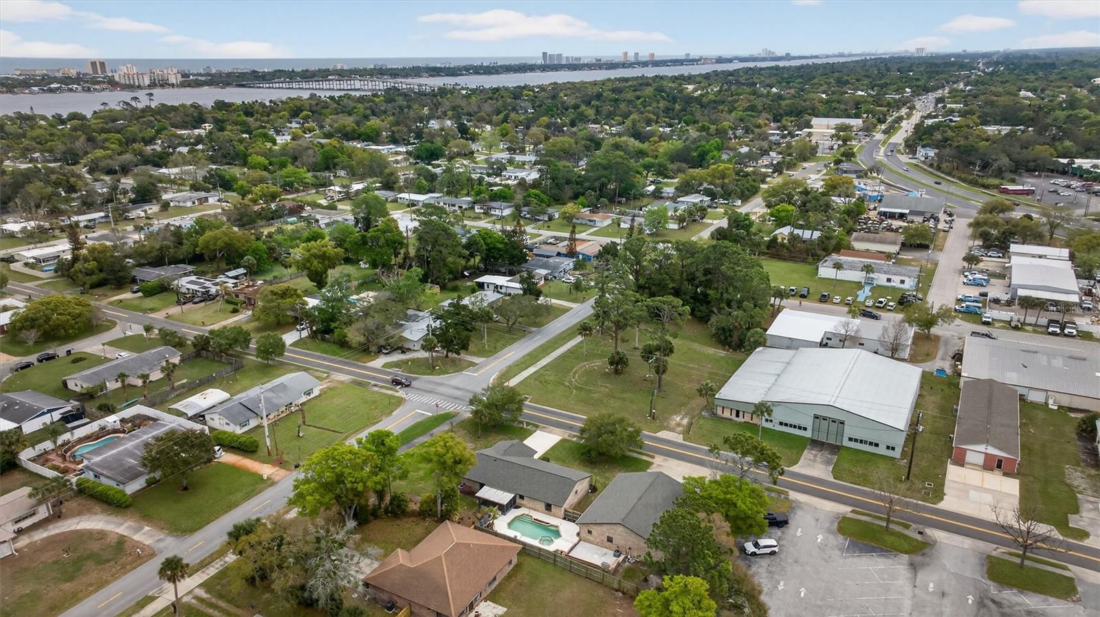 Image 79 of 93 For 239 Wilmette Avenue