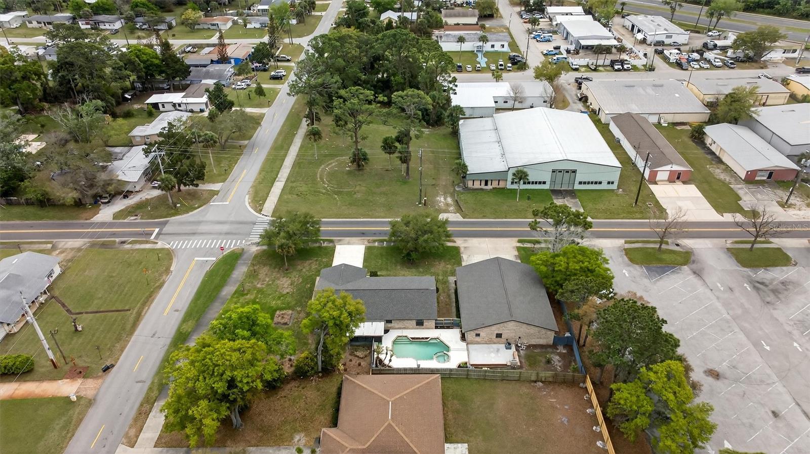 Image 80 of 93 For 239 Wilmette Avenue