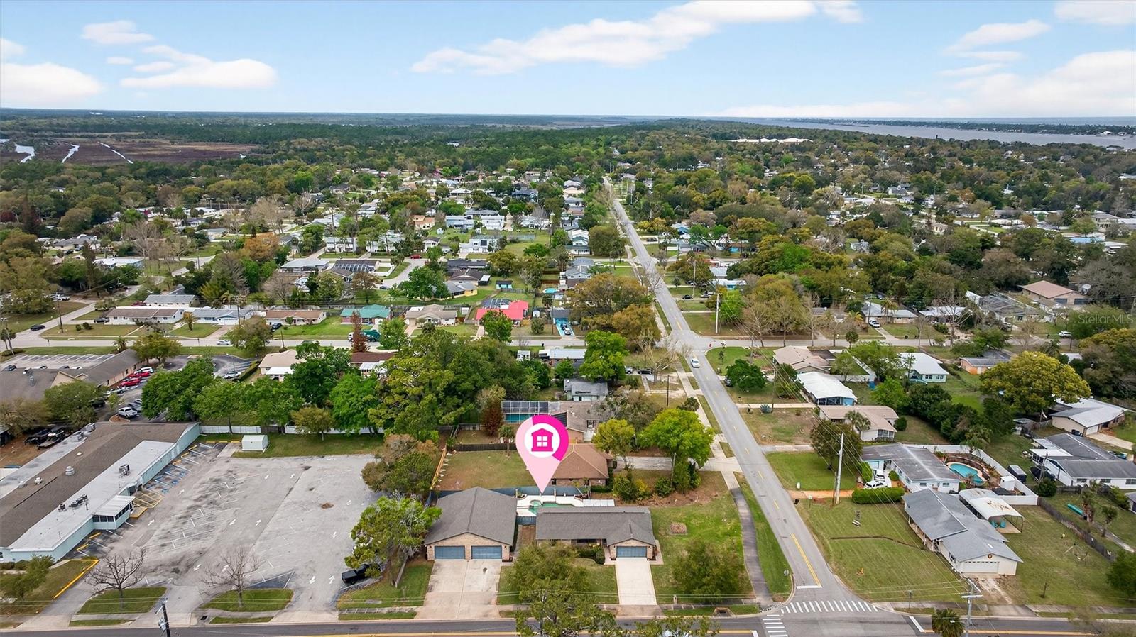 Image 87 of 93 For 239 Wilmette Avenue