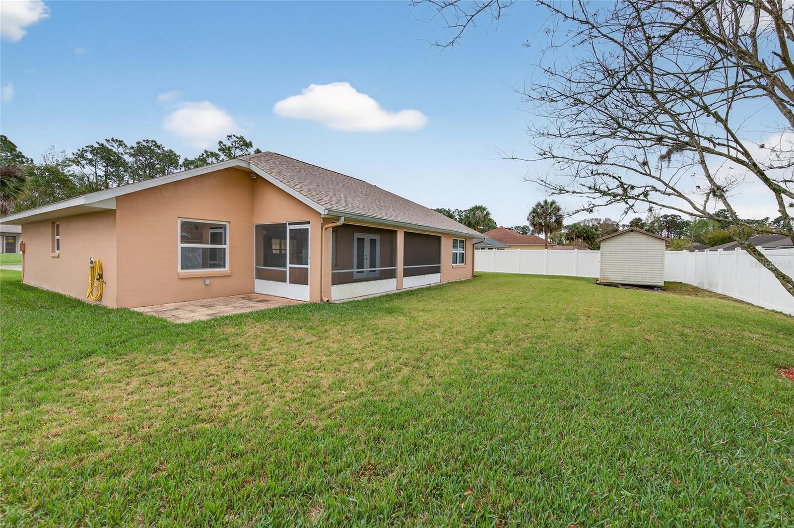 Image 11 of 32 For 60 Pickering Drive