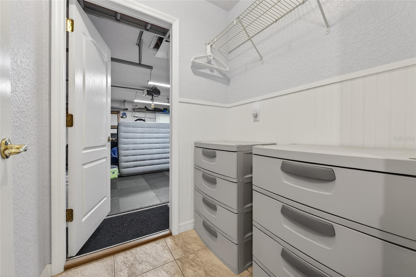 Image 22 of 32 For 60 Pickering Drive