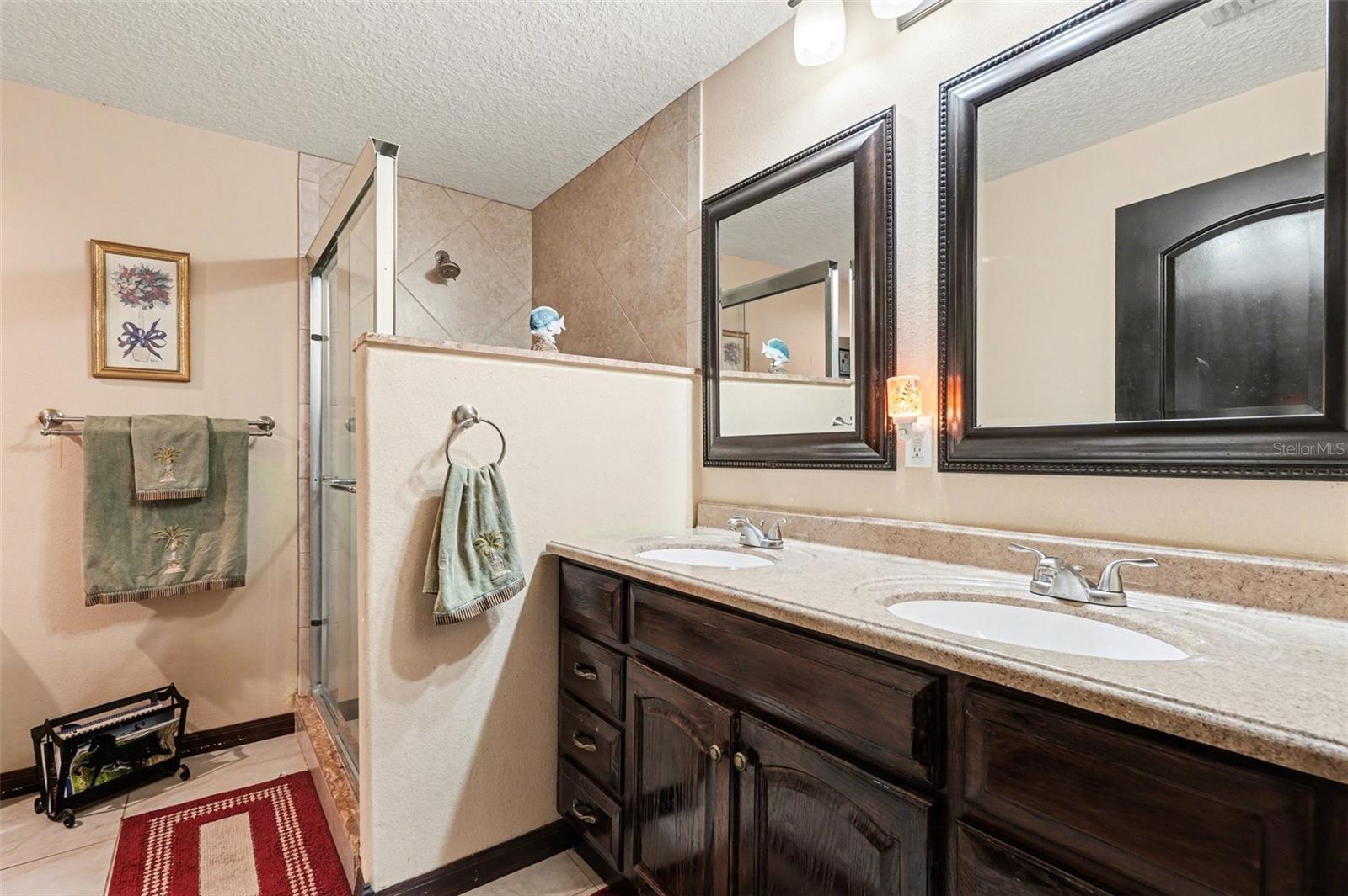 Image 27 of 100 For 980 And 960 Still Road