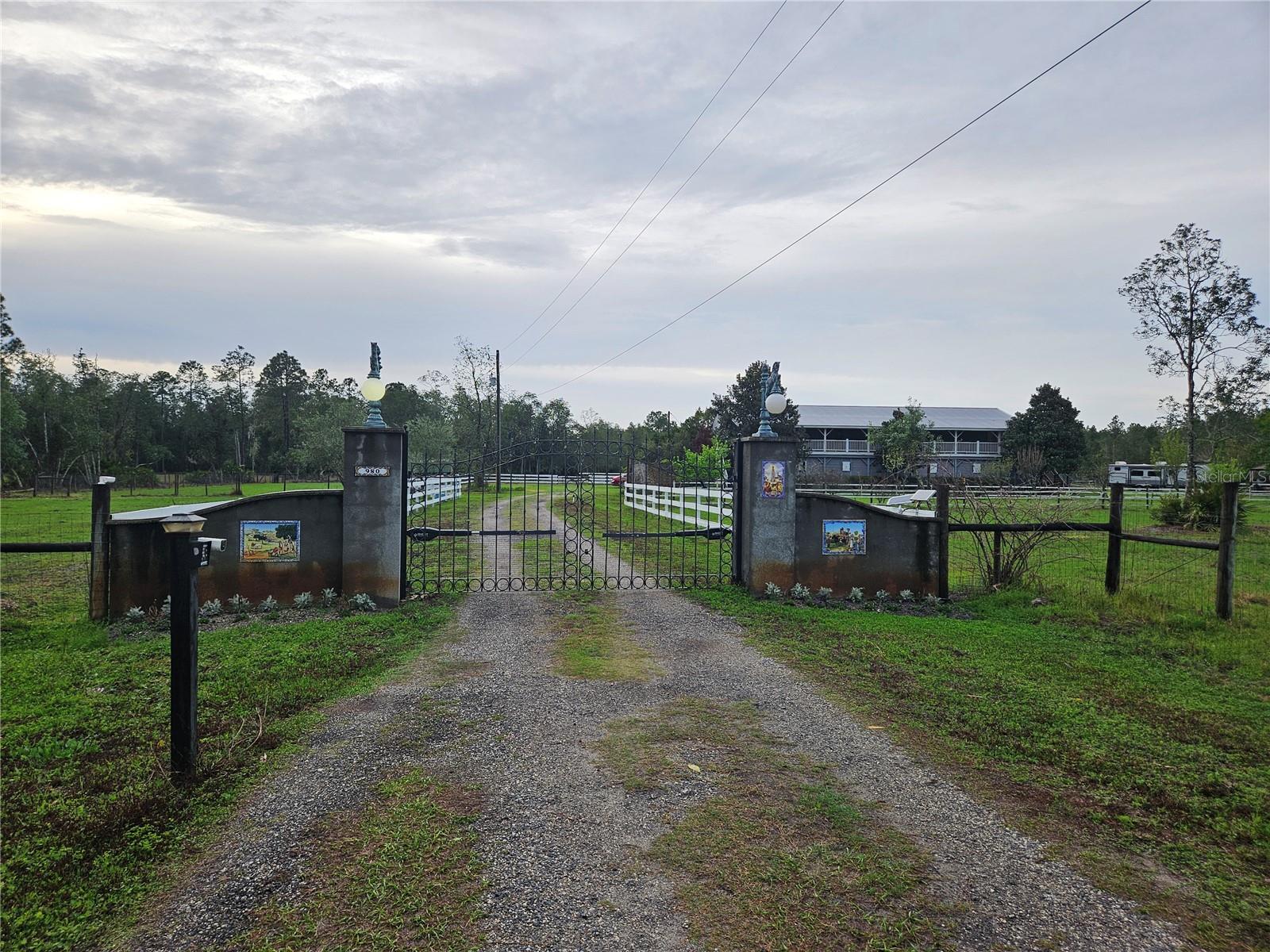 Image 4 of 100 For 980 And 960 Still Road