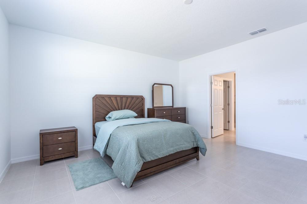 Image 21 of 37 For 10 Fischer Lane