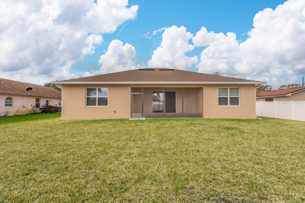 Image 34 of 37 For 10 Fischer Lane