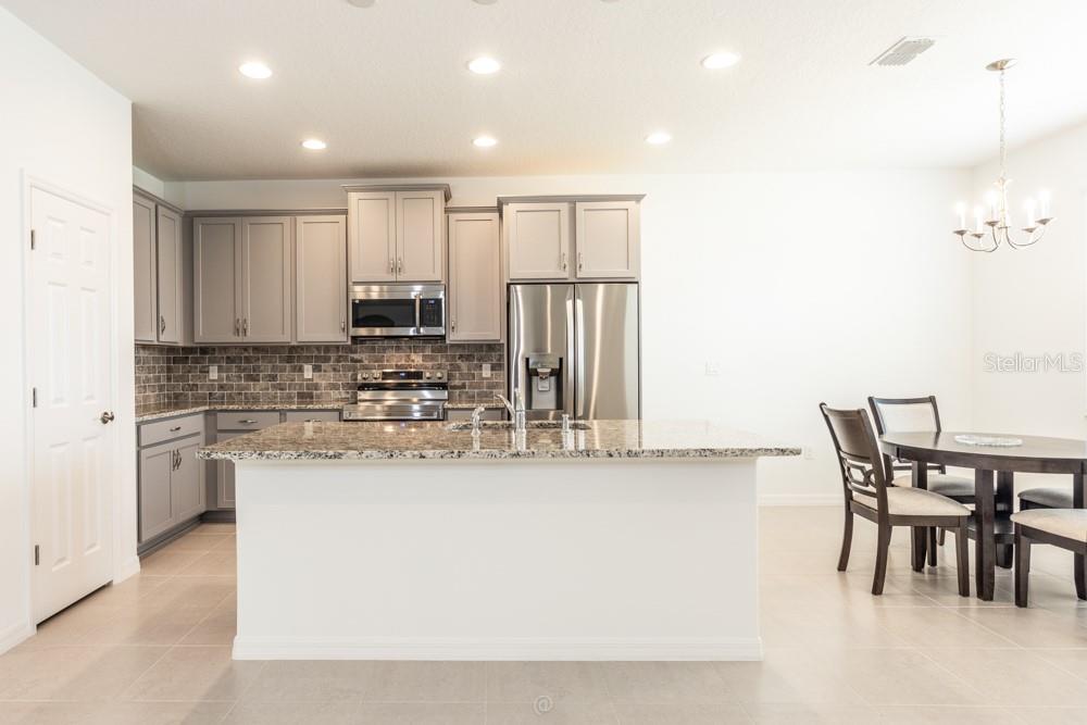 Image 6 of 37 For 10 Fischer Lane