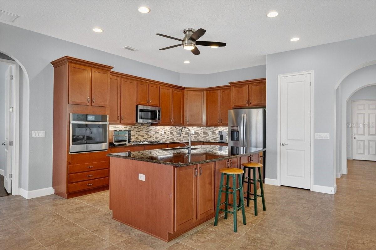 Image 10 of 75 For 6850 Forkmead Lane