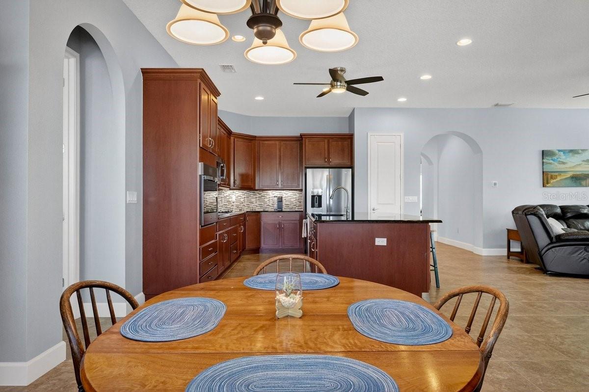 Image 20 of 75 For 6850 Forkmead Lane