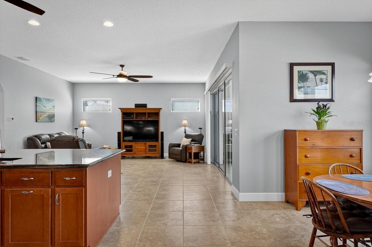 Image 22 of 75 For 6850 Forkmead Lane