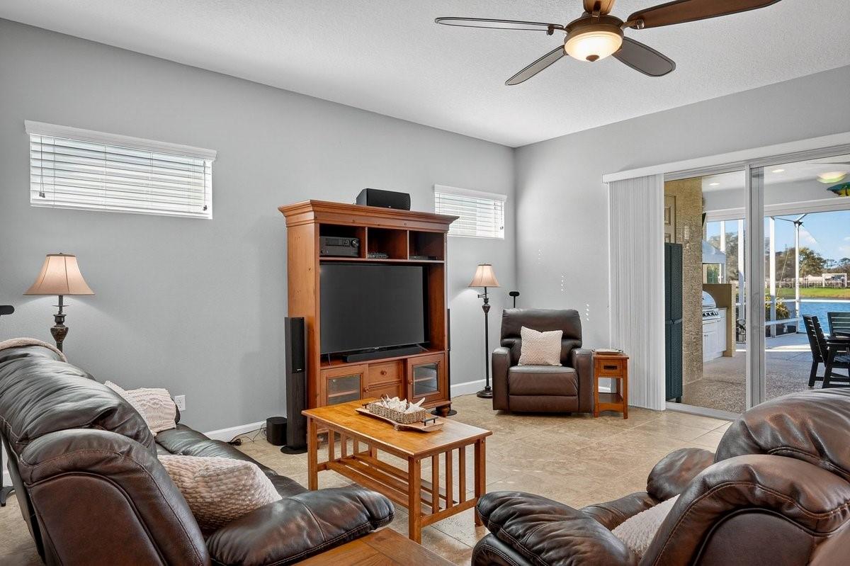 Image 25 of 75 For 6850 Forkmead Lane