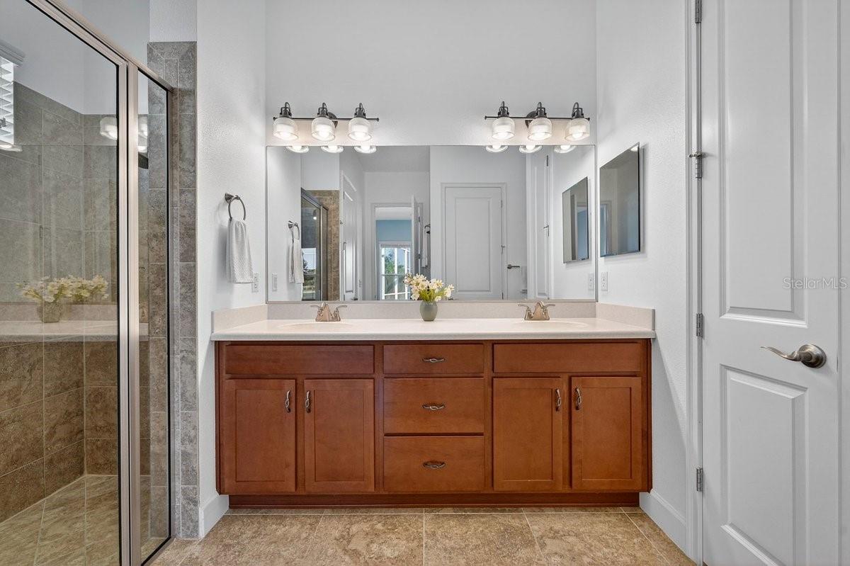 Image 33 of 75 For 6850 Forkmead Lane