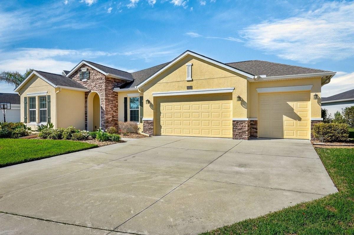 Image 6 of 75 For 6850 Forkmead Lane