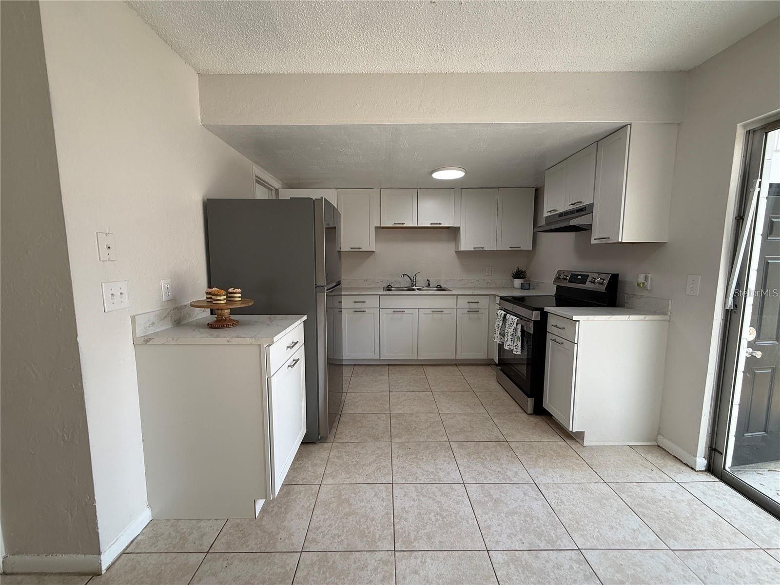 Image 3 of 11 For 7206 43 Place