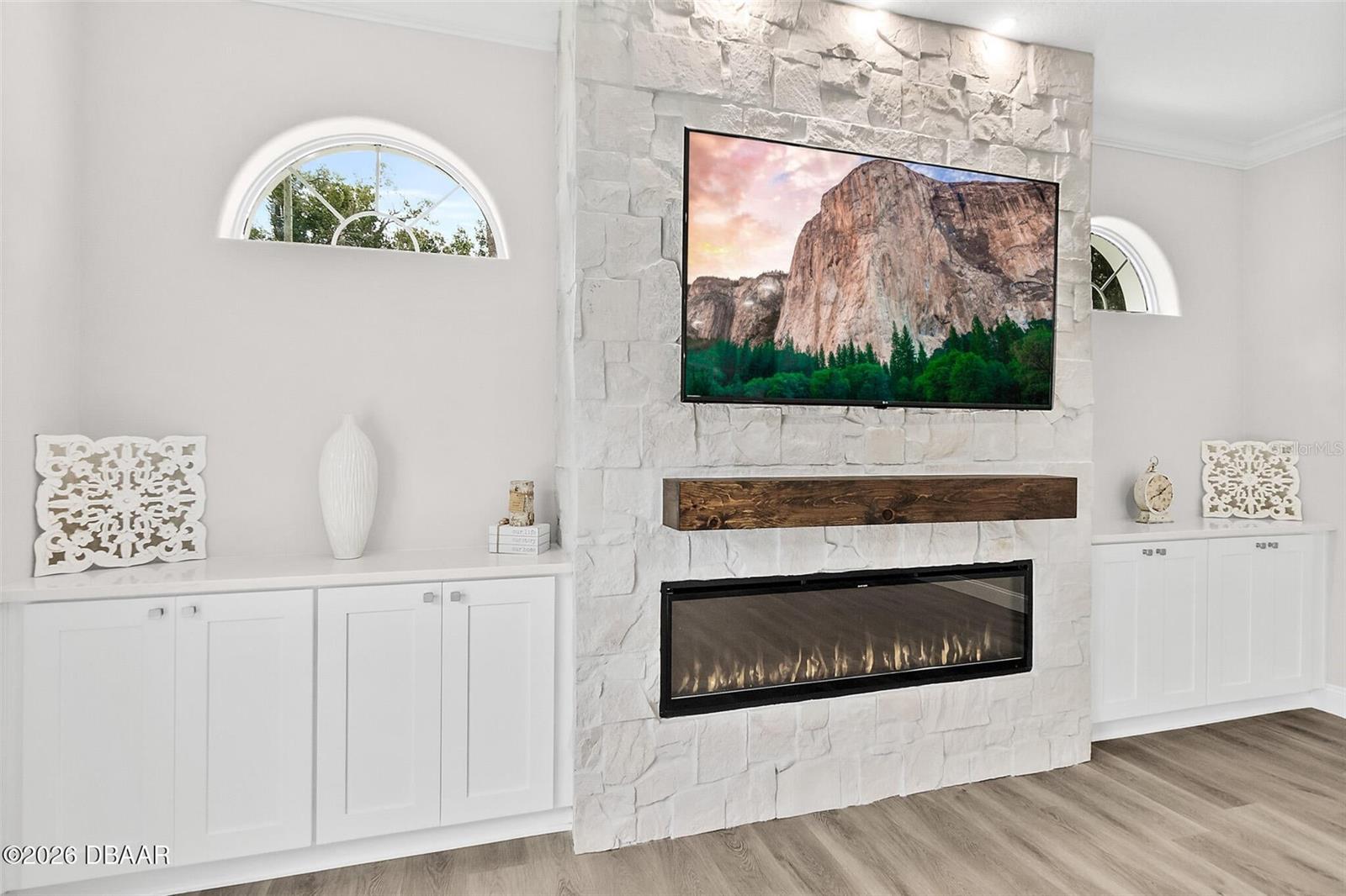 Image 13 of 35 For 7 Traceway Court