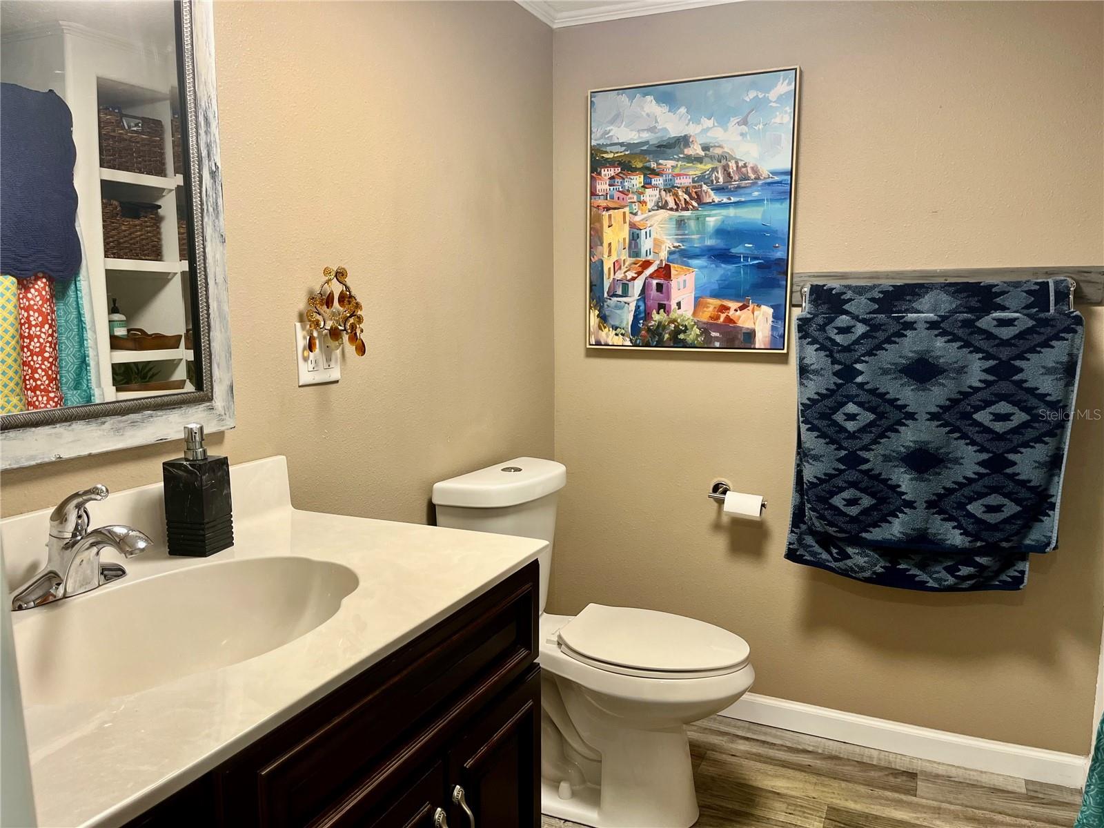 Image 17 of 47 For 130 Anchorage Drive