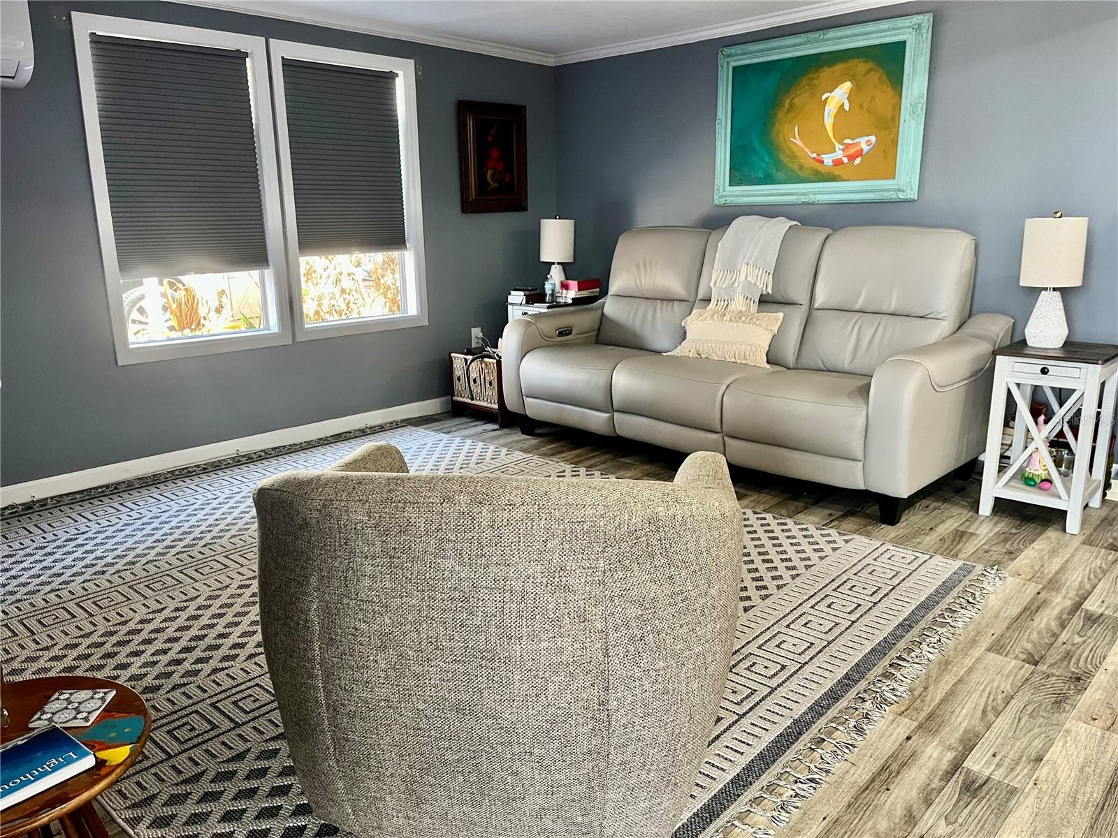 Image 9 of 47 For 130 Anchorage Drive