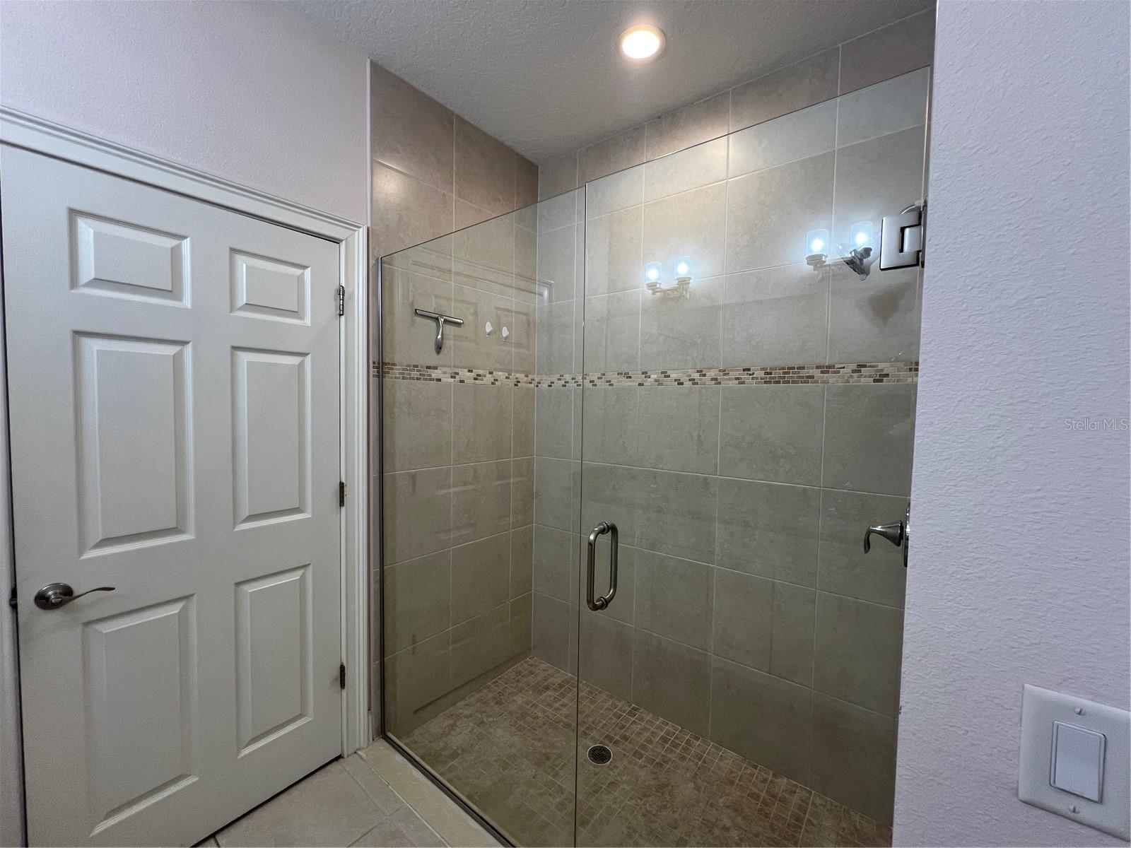 Image 8 of 10 For 18 Porter Lane