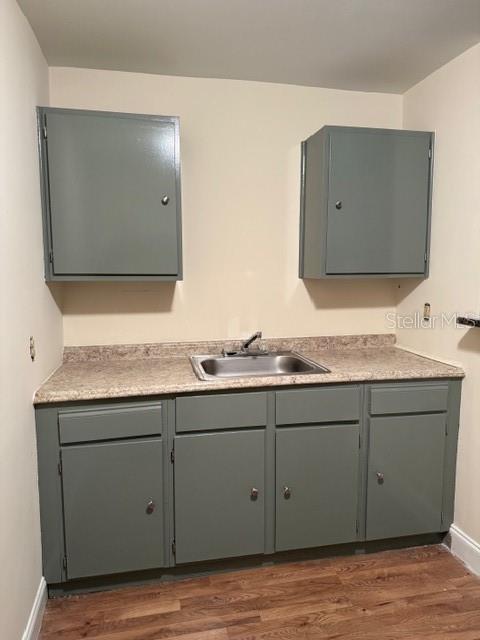 Image 16 of 28 For 737-735 Florence Street