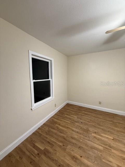 Image 25 of 29 For 735 Florence Street