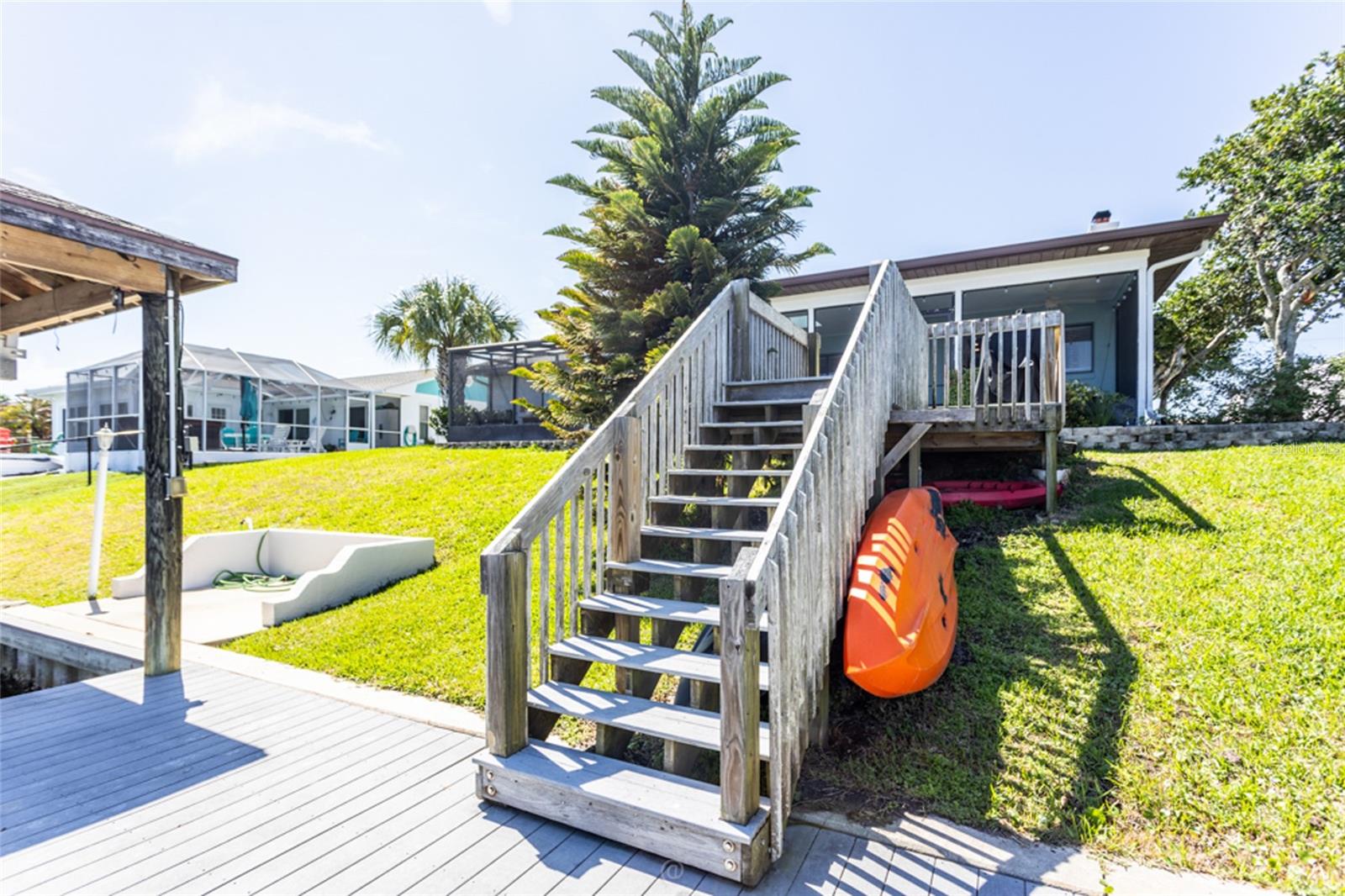 Image 42 of 51 For 13 Clinton Court S