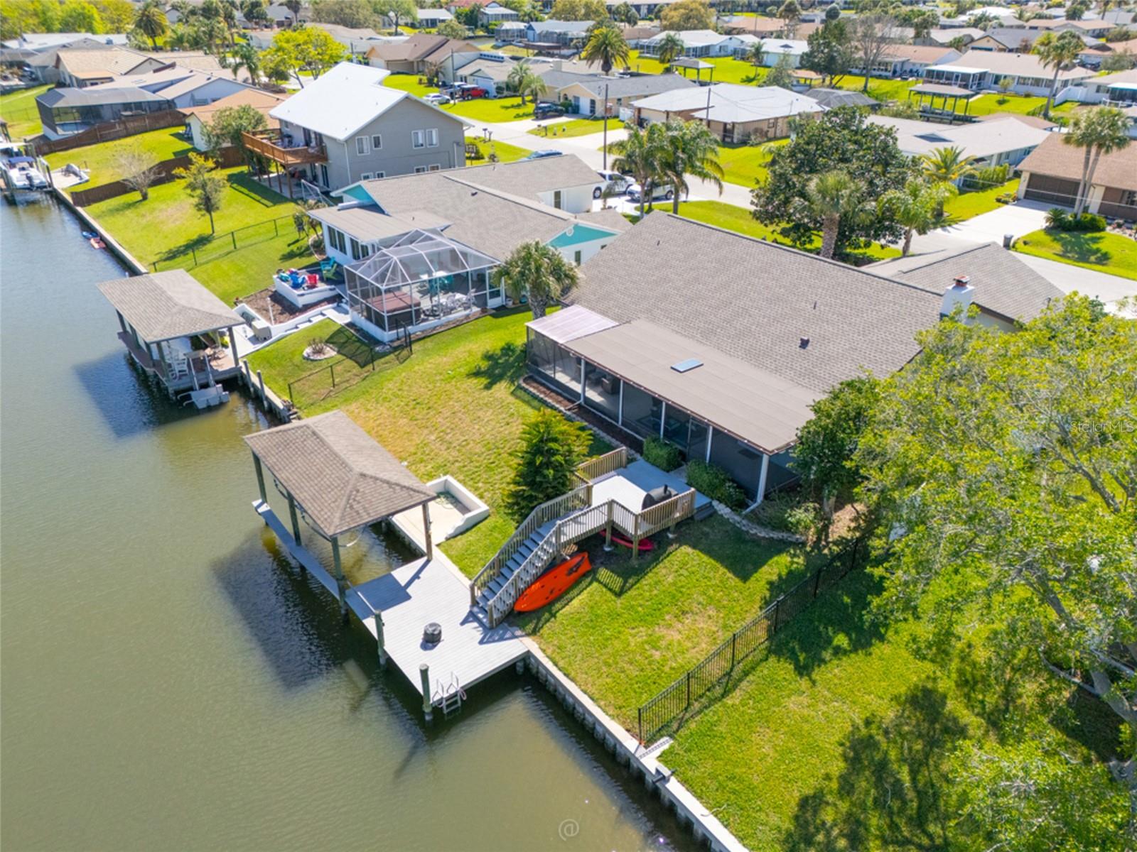 Image 5 of 51 For 13 Clinton Court S