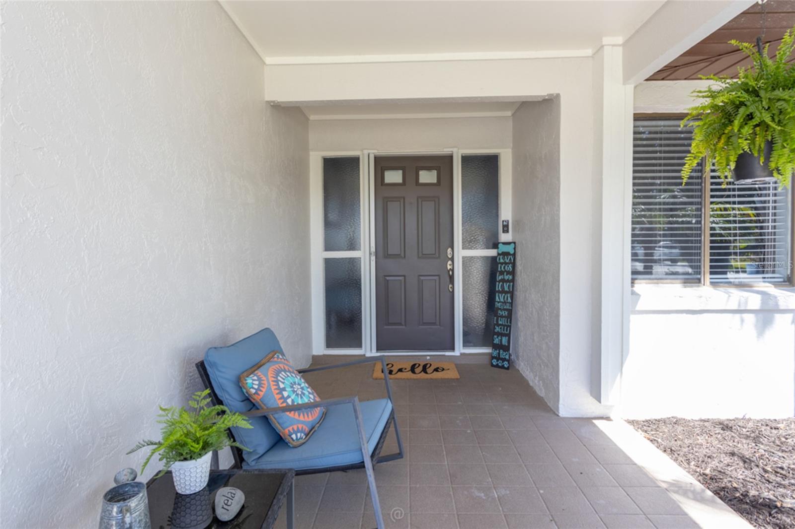 Image 6 of 51 For 13 Clinton Court S