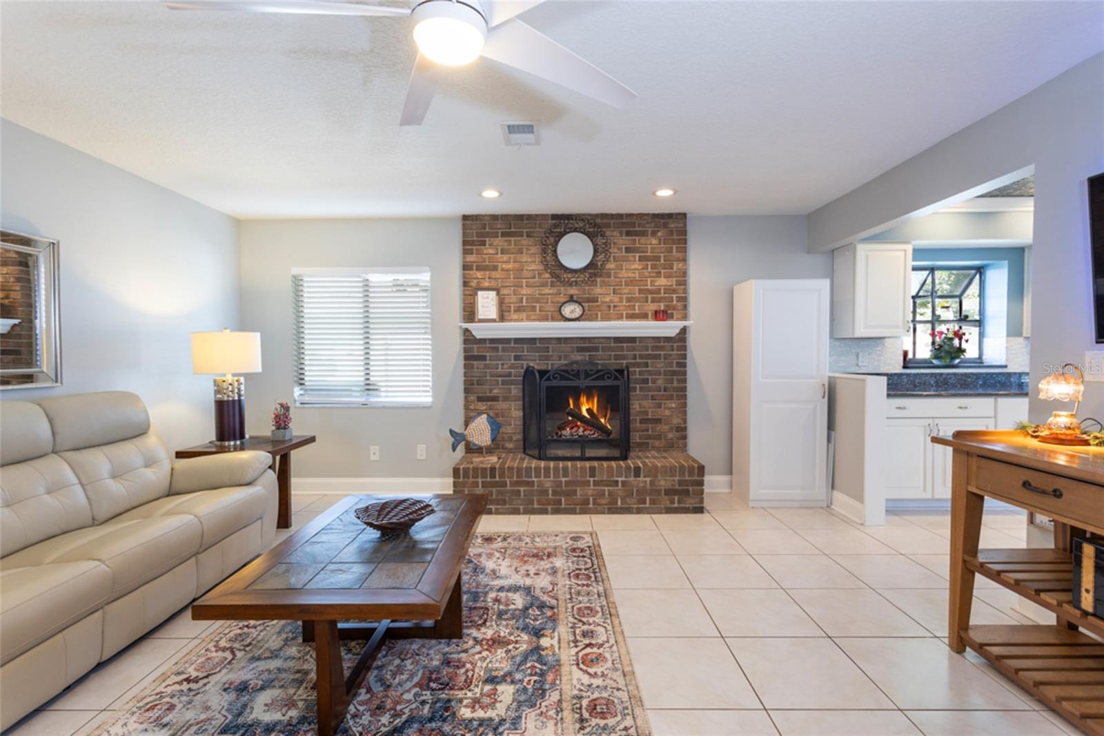 Image 8 of 51 For 13 Clinton Court S