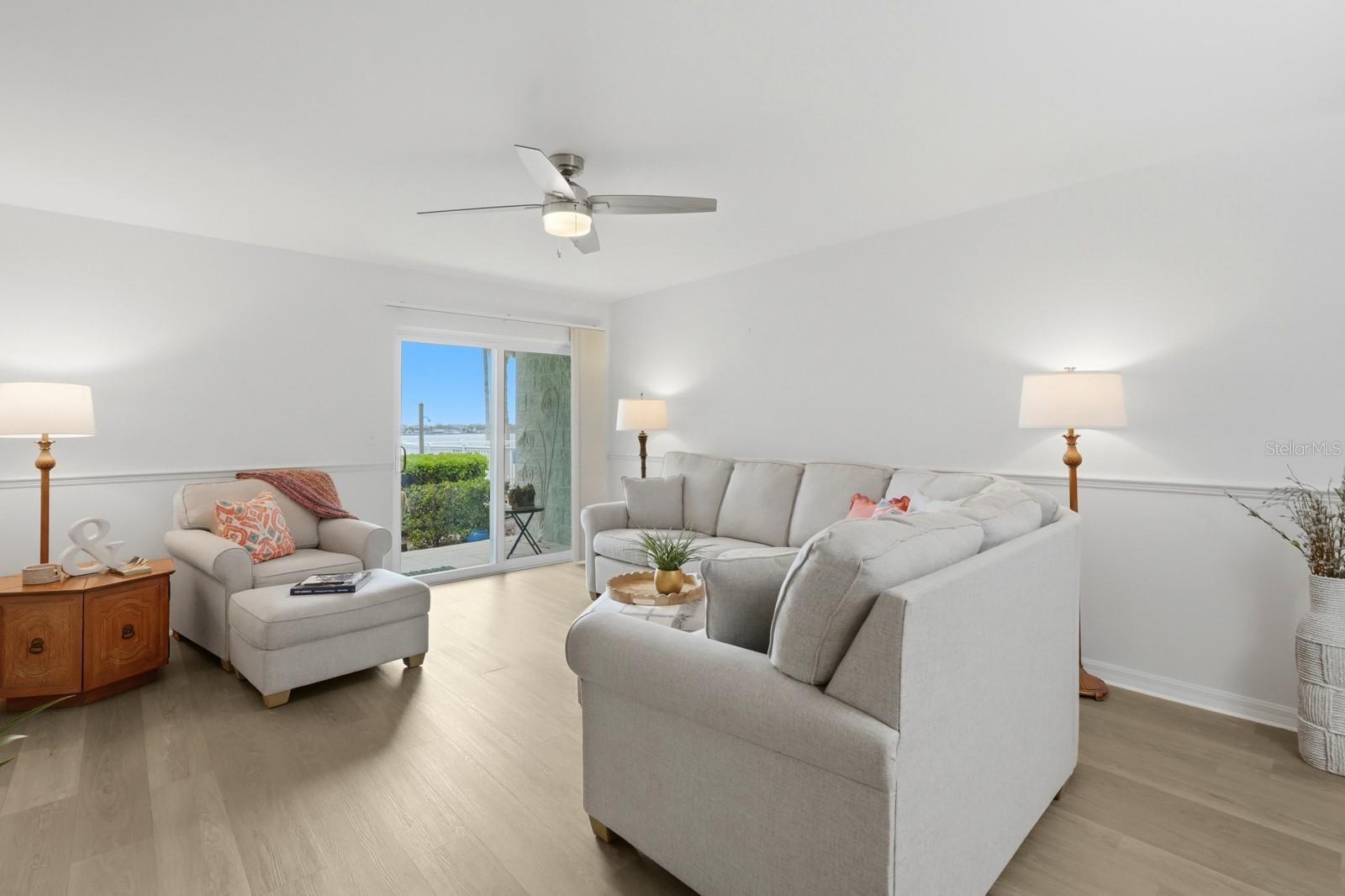 Image 15 of 36 For 711 Halifax Avenue 101