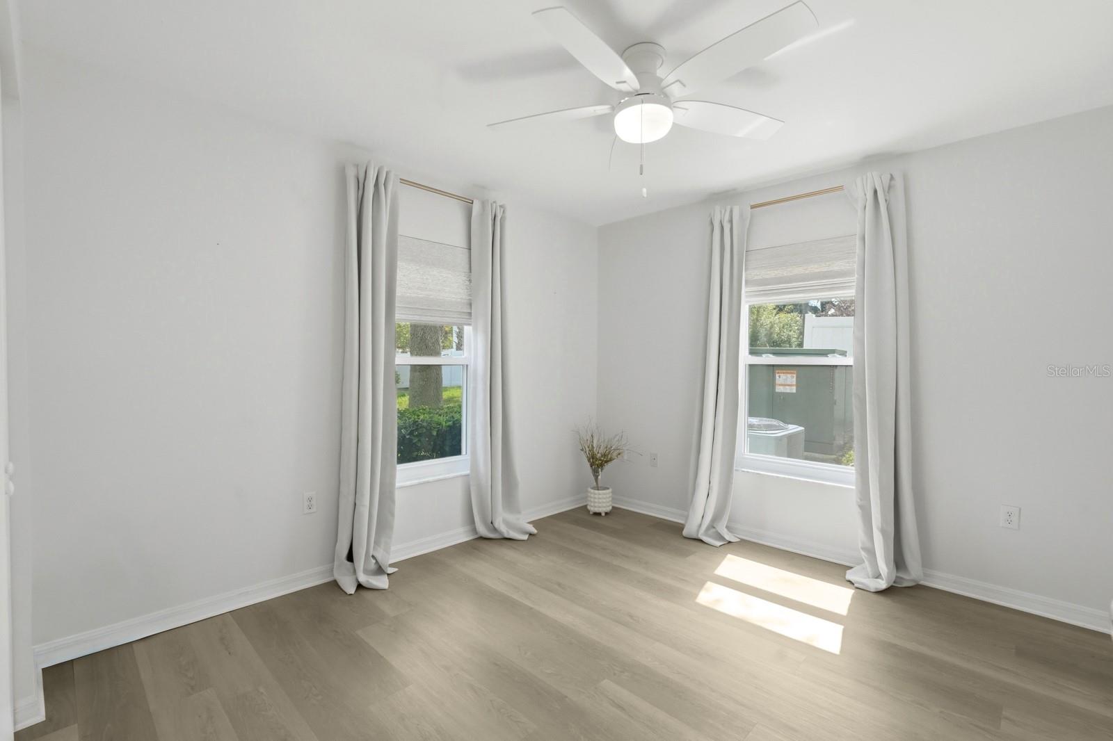 Image 16 of 36 For 711 Halifax Avenue 101