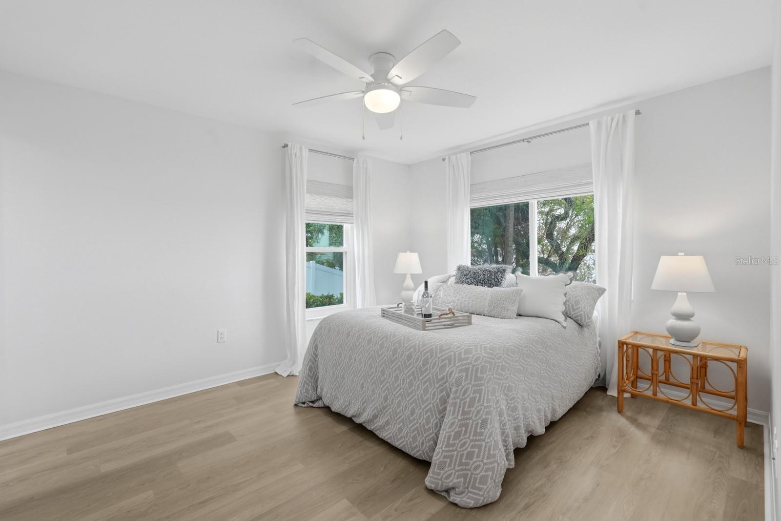 Image 19 of 36 For 711 Halifax Avenue 101