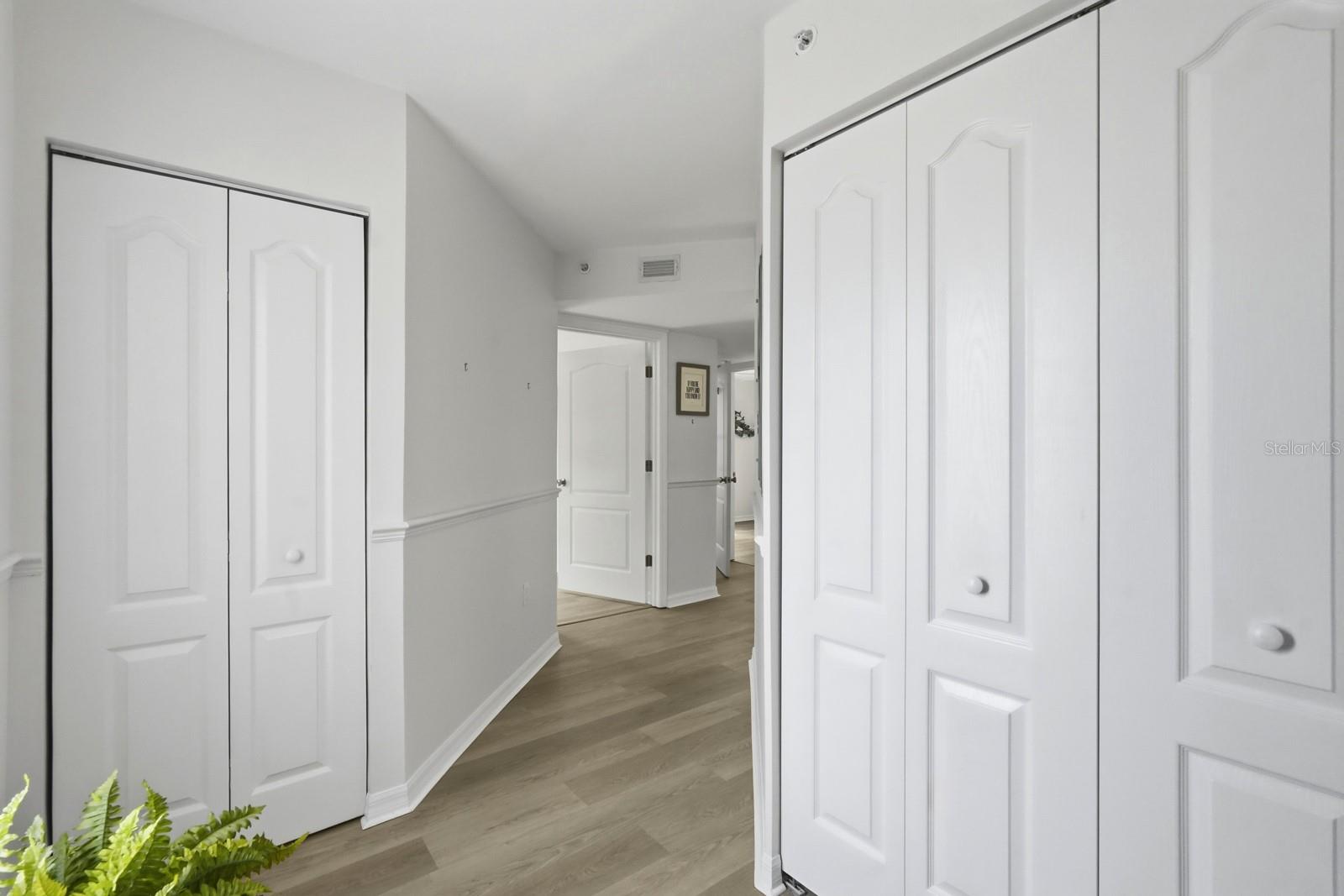 Image 5 of 36 For 711 Halifax Avenue 101