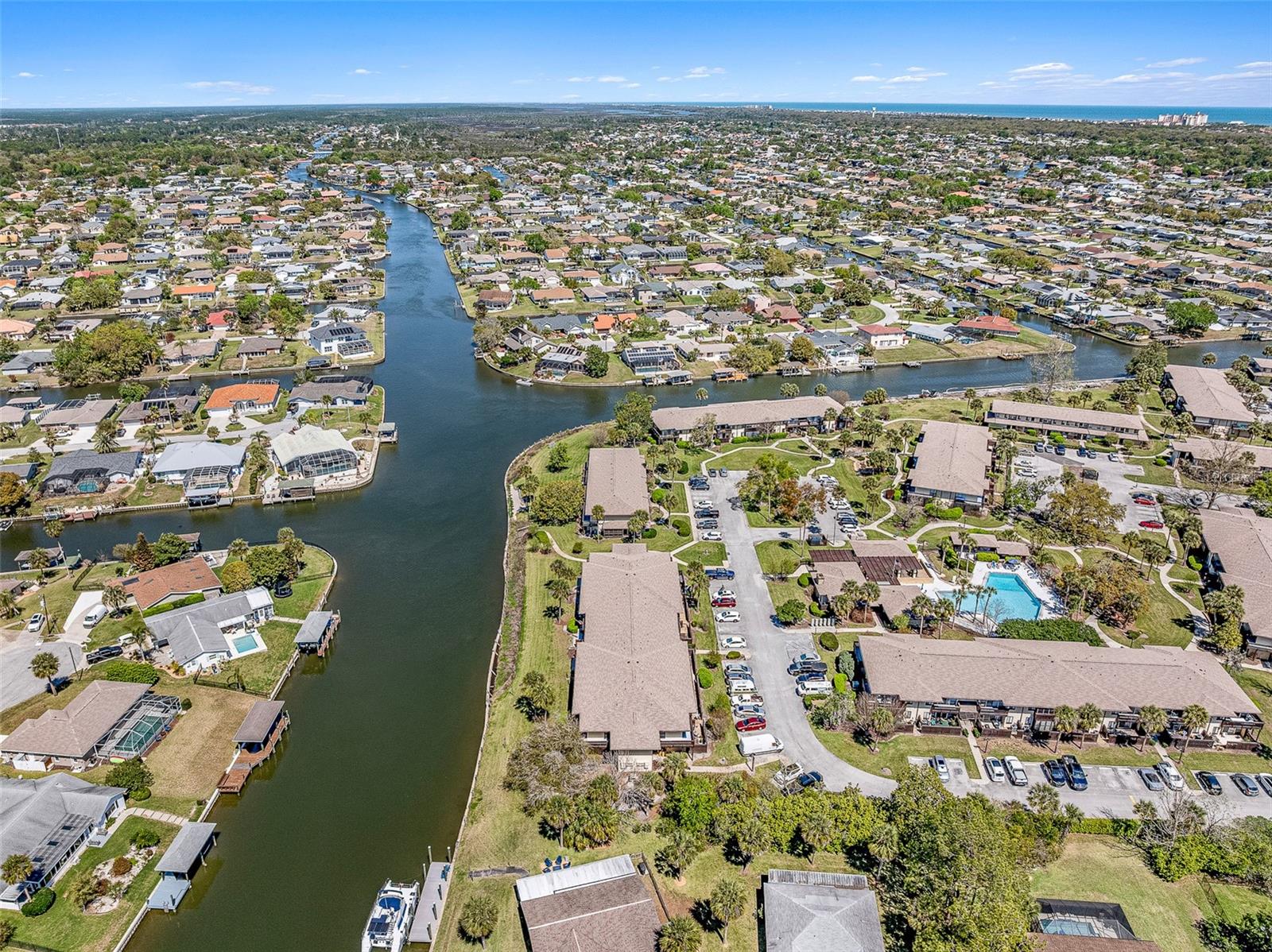 Image 39 of 44 For 42 Club House Drive 101