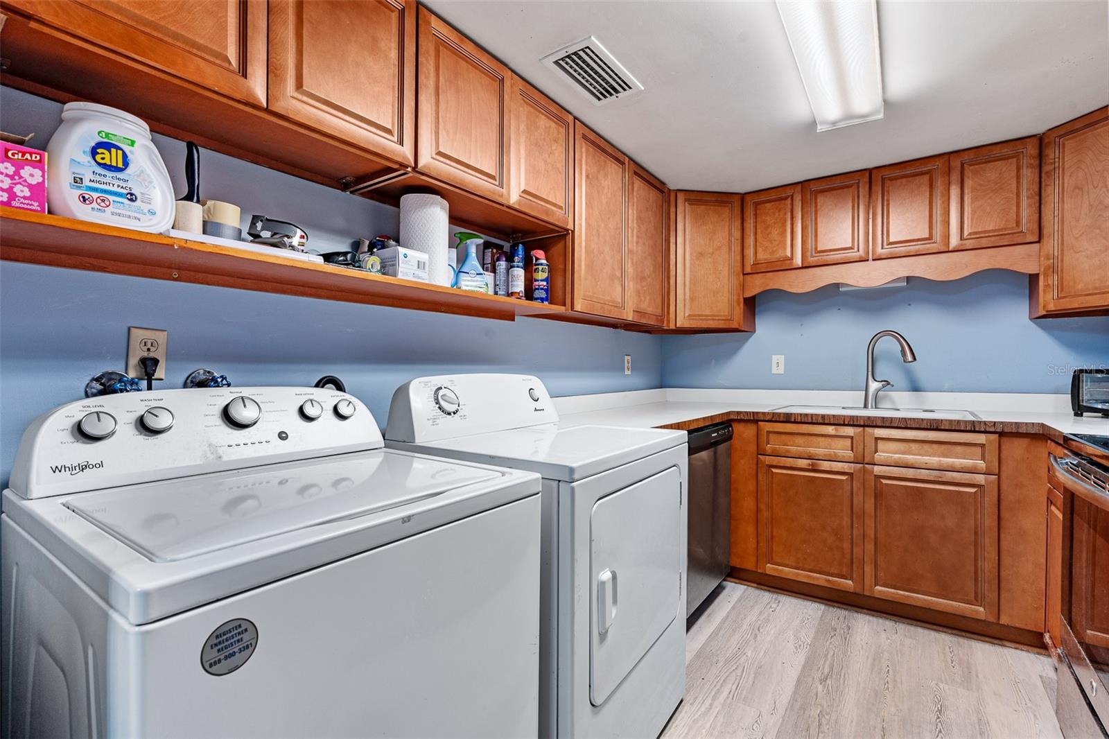 Image 9 of 44 For 42 Club House Drive 101