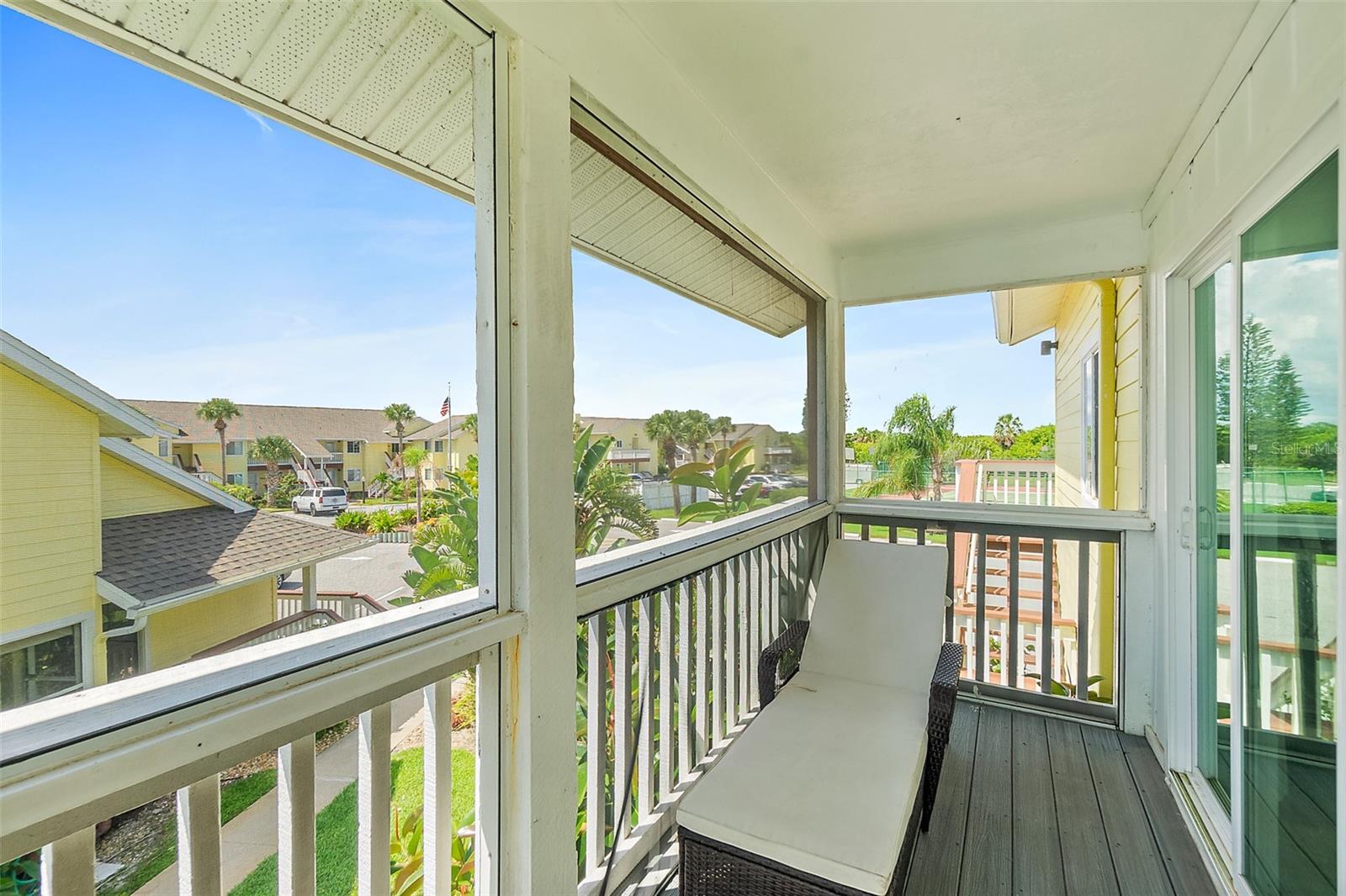 Image 27 of 34 For 611 Ocean Marina Drive 611