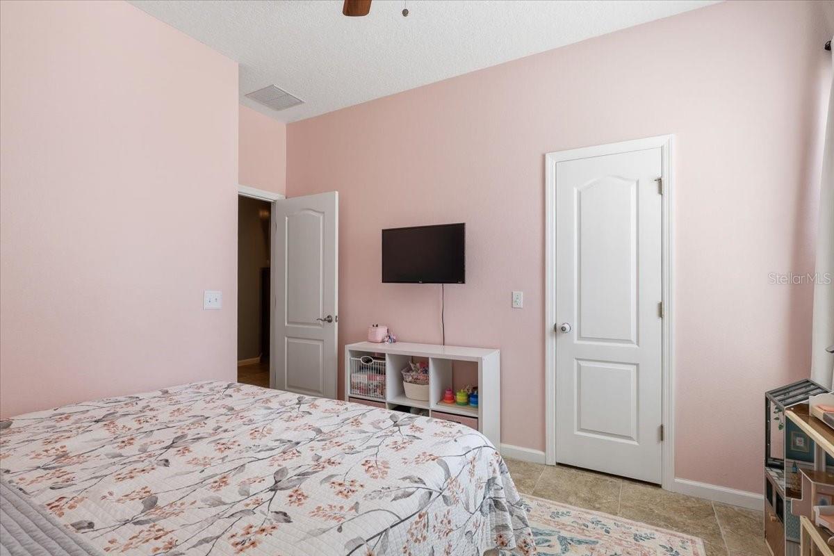 Image 26 of 64 For 23 Burning View Lane