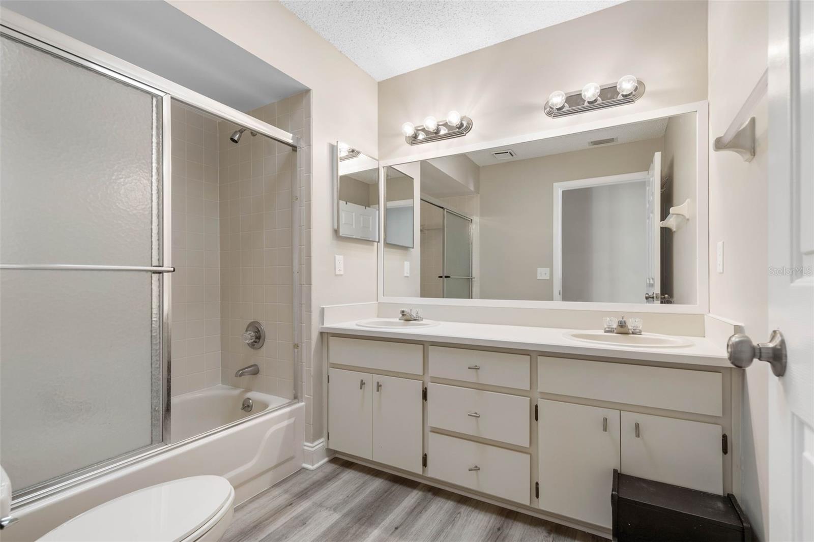 Image 30 of 54 For 3 Wilson Place