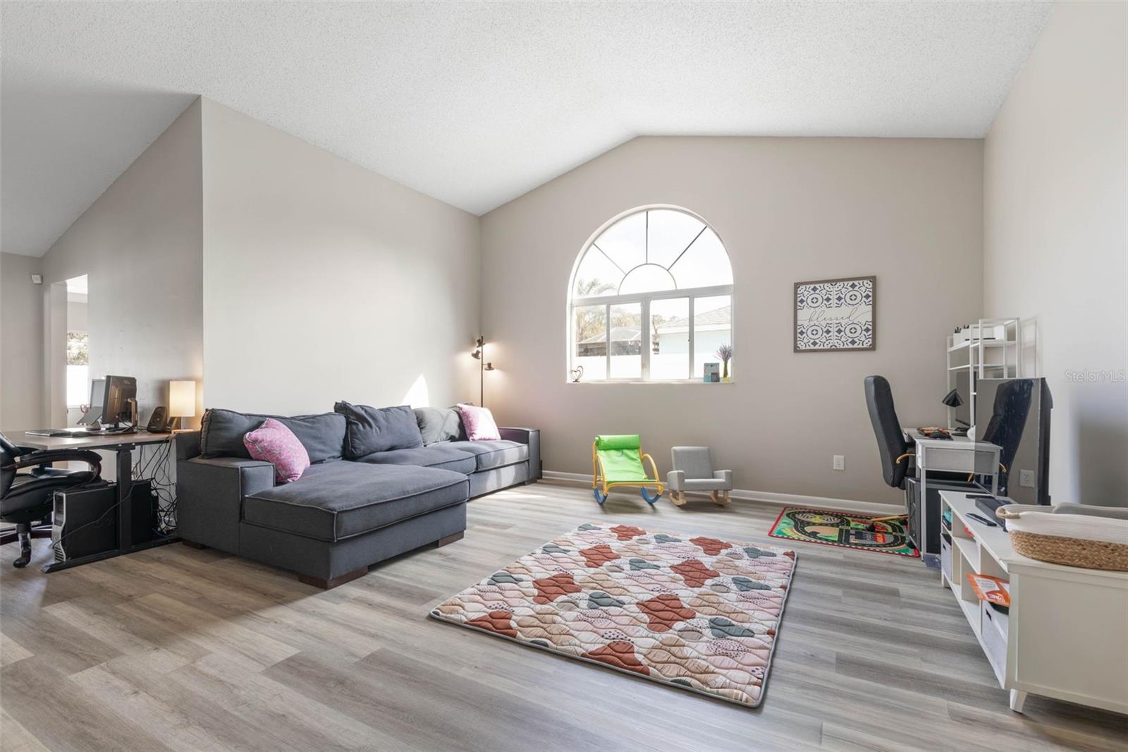 Image 6 of 54 For 3 Wilson Place