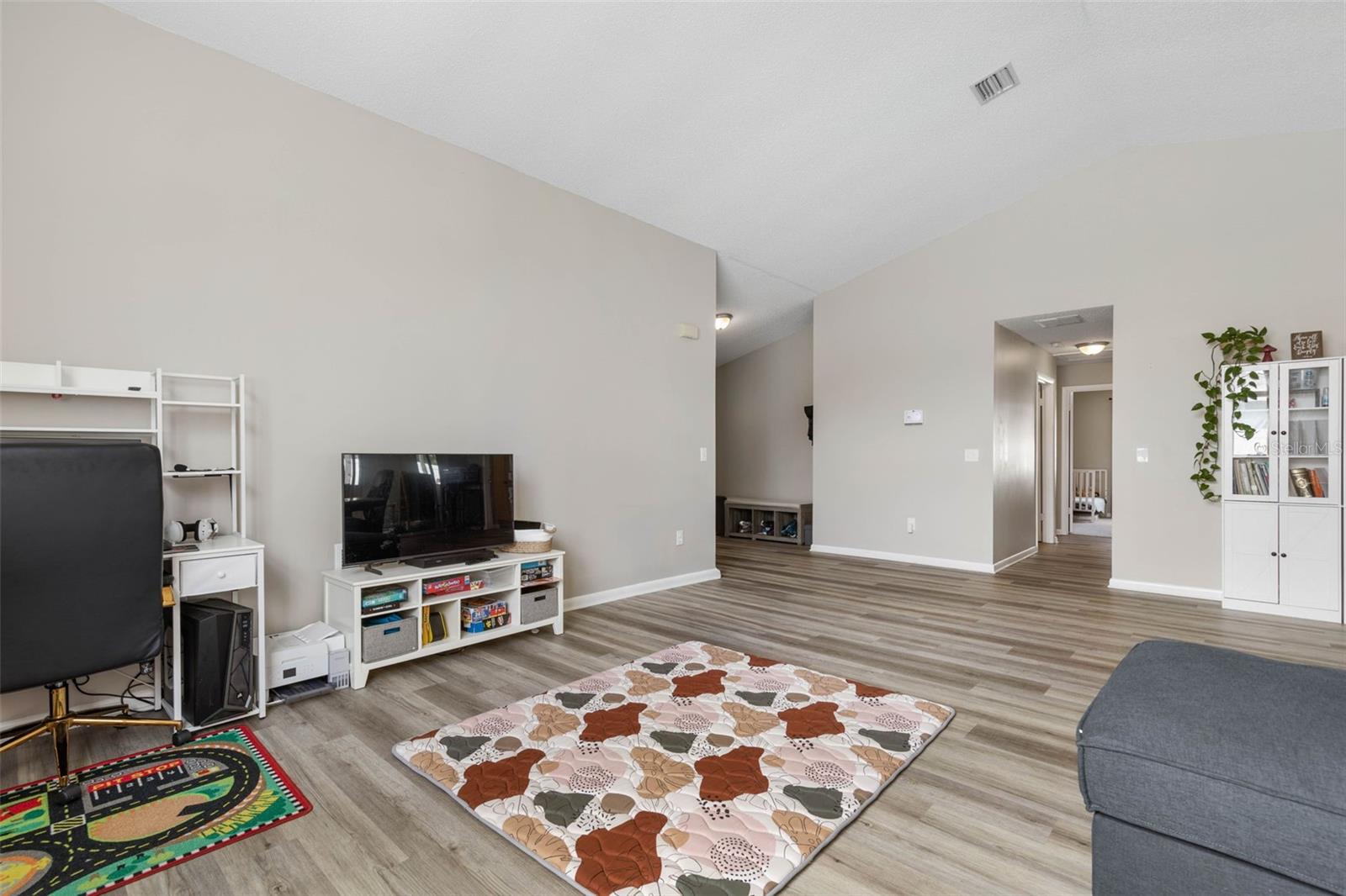 Image 9 of 54 For 3 Wilson Place