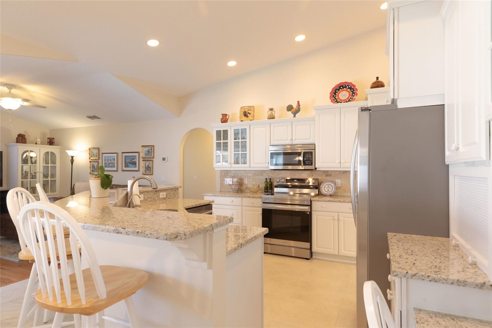 Listing photo id 19 for 44 Wellstream Lane